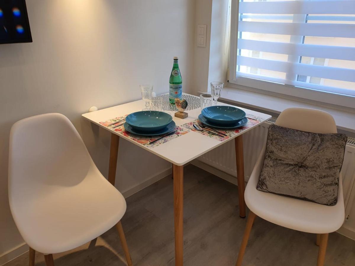 Apartament Przy Starowce - Hampton ブンツラウ エクステリア 写真