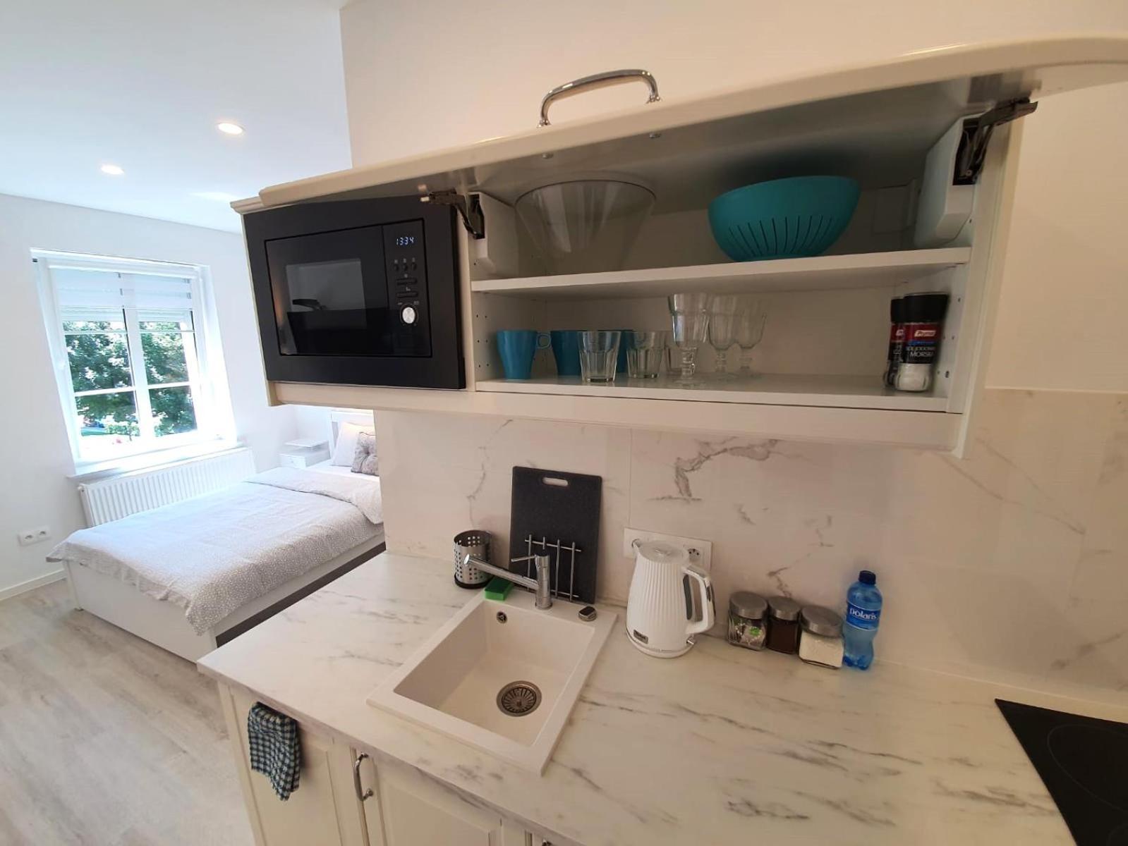 Apartament Przy Starowce - Hampton ブンツラウ エクステリア 写真